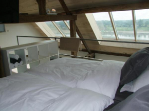 Отель Holiday Home Janssen & Janssen  Маасмехелен